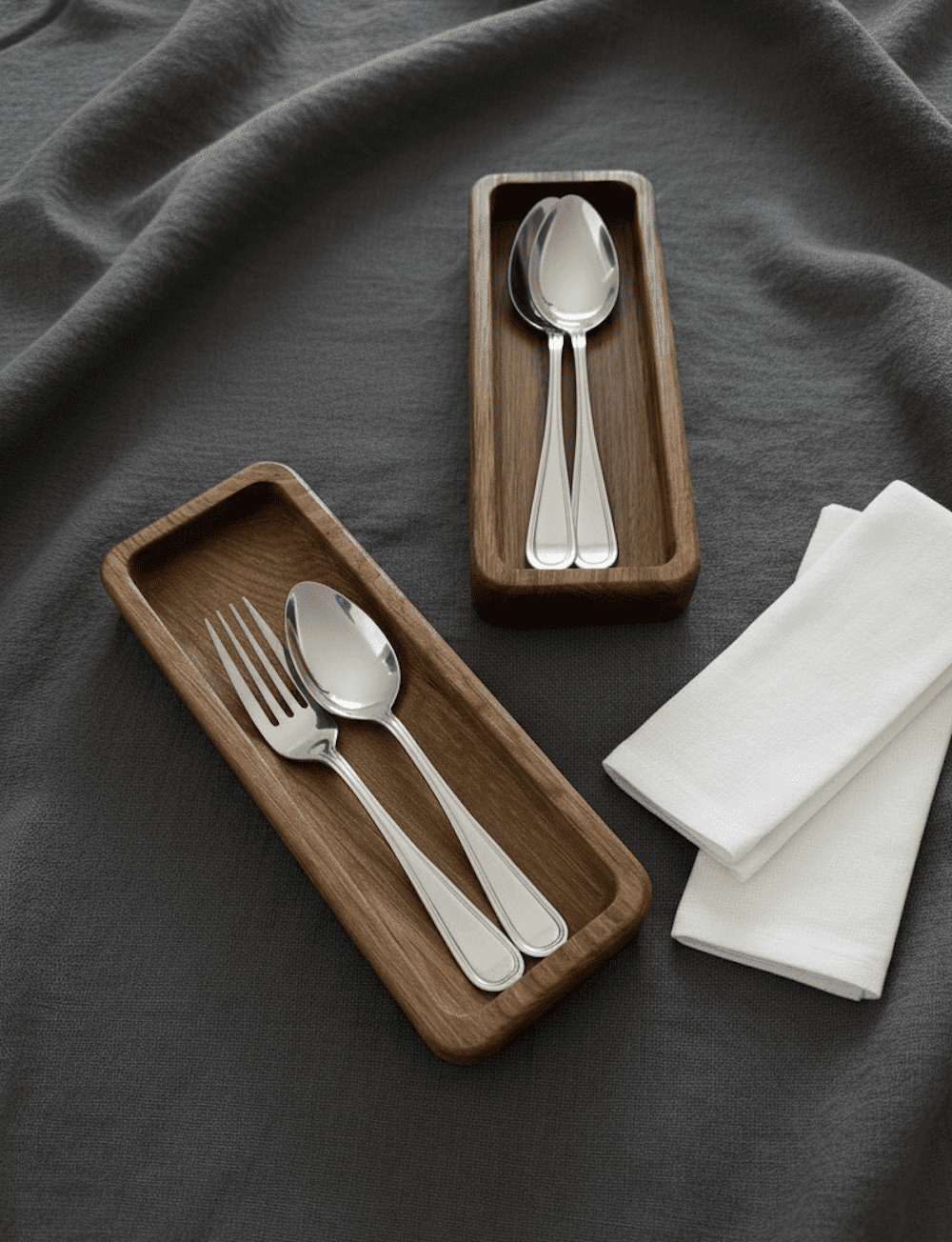 Органайзер из дуба для подачи вилок и ложек