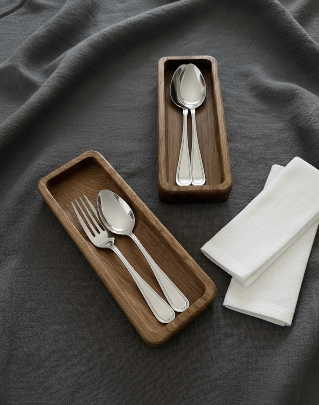 Органайзер из дуба для подачи вилок и ложек