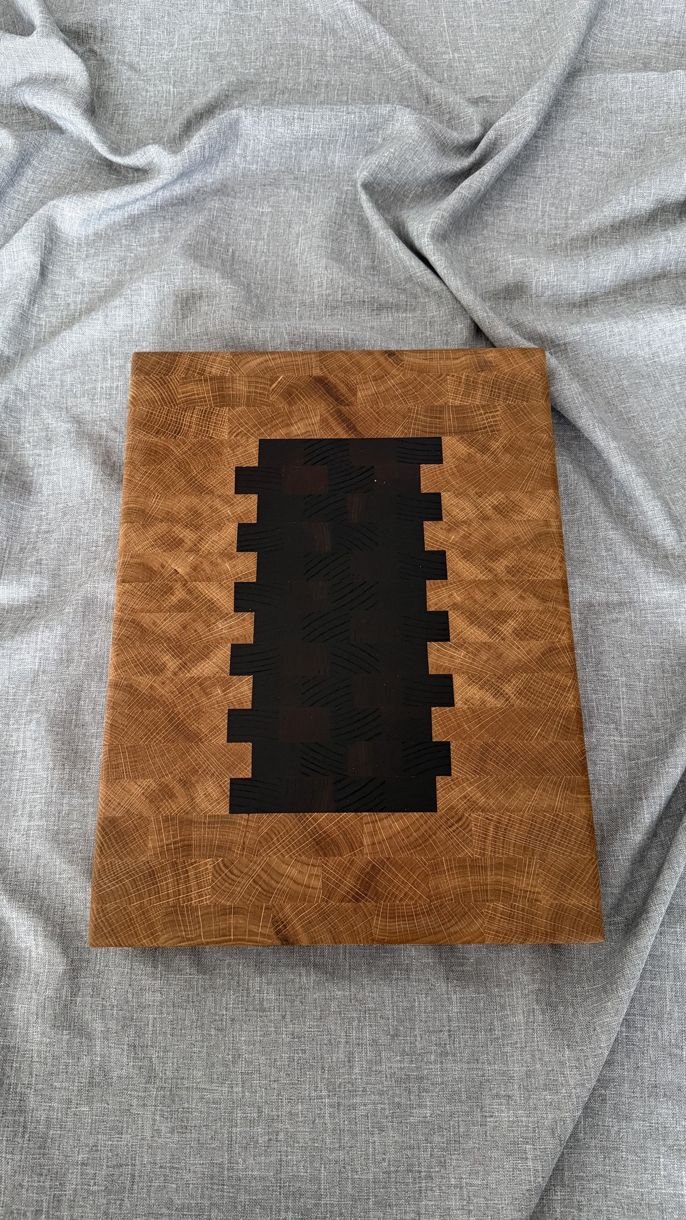 Дубовая разделочная торцевая доска 40 х 30 х 3,5 см